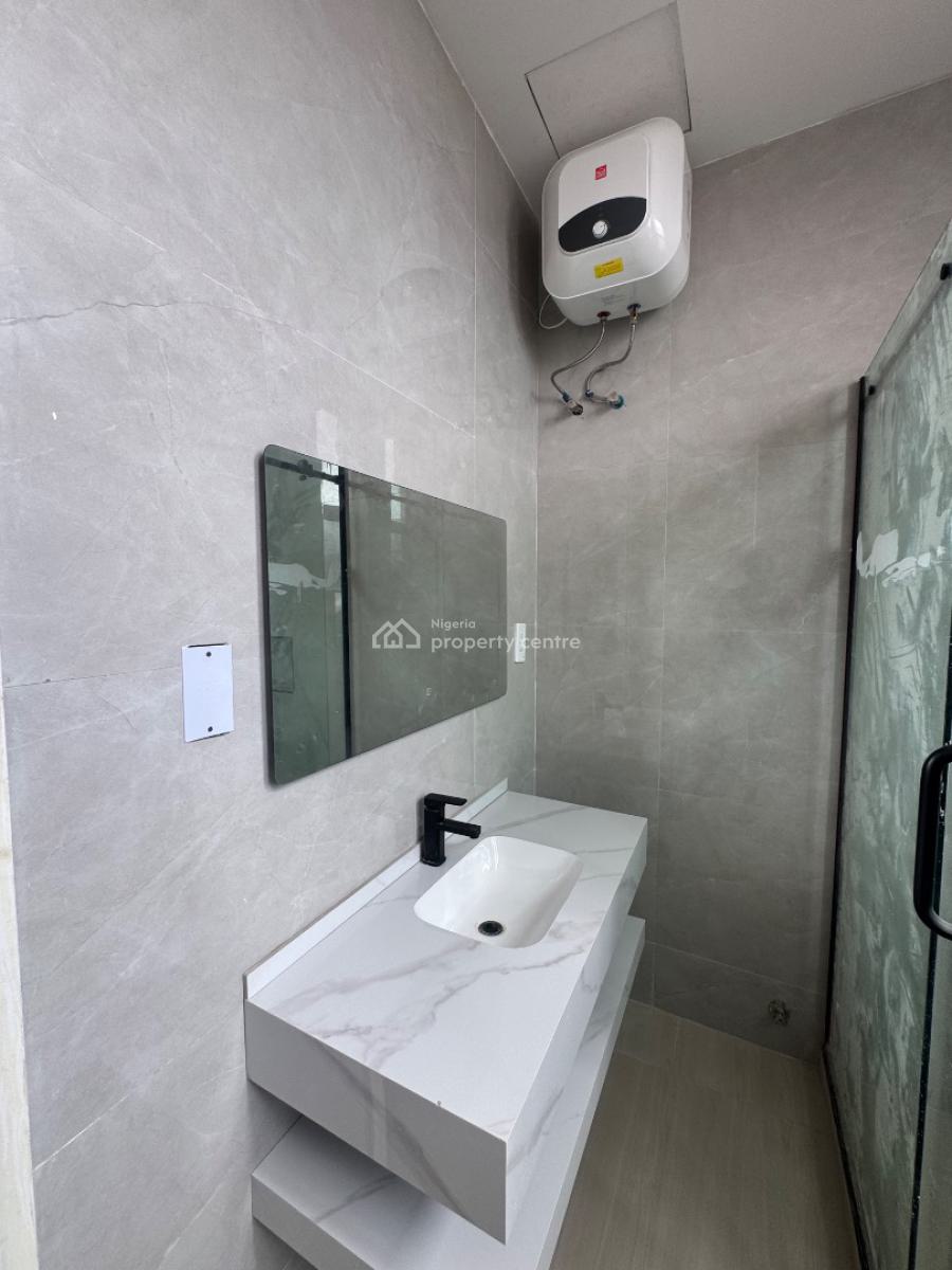 Luxury 3 Bedroom Apartment with Swimming Pool, Bq , Concierge, Lekki Phase 1, Lekki, Lagos, Flat / Apartment for Rent