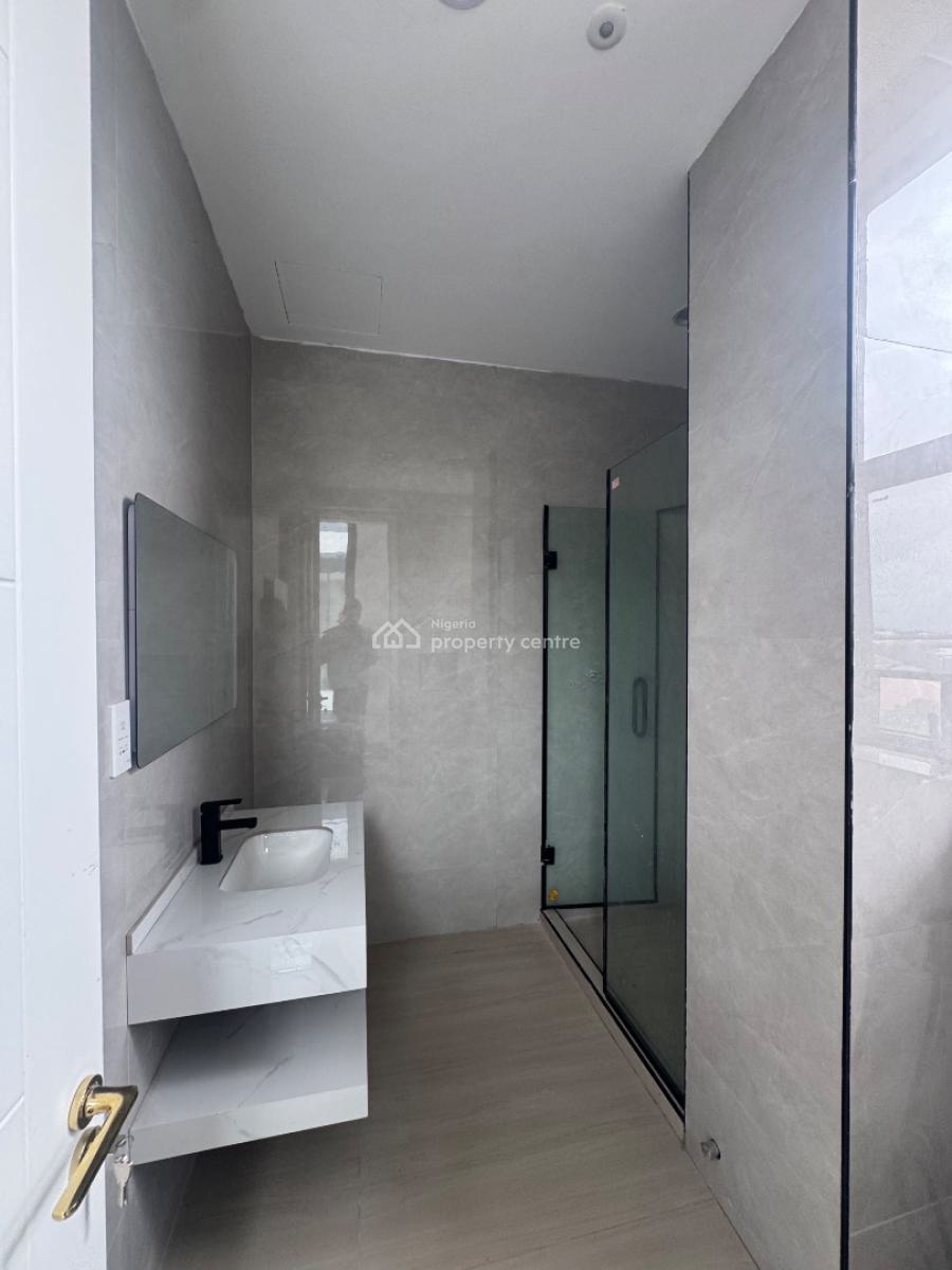 Luxury 3 Bedroom Apartment with Swimming Pool, Bq , Concierge, Lekki Phase 1, Lekki, Lagos, Flat / Apartment for Rent