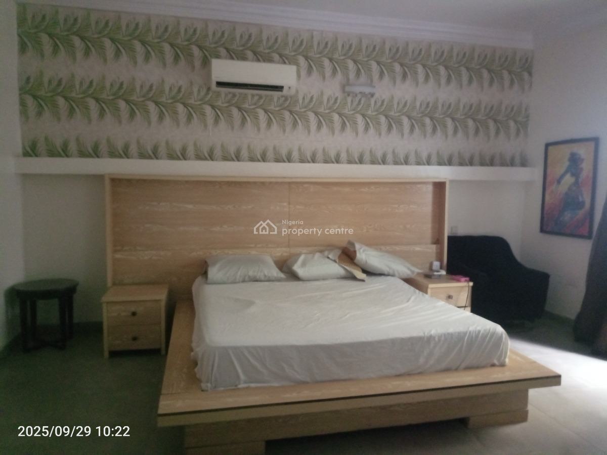 1 Bedroom Luxurious Furnished Shared Apartment, Alaguntan, Off Mobil Road, Ilaje, Ajah, Lagos, Self Contain (single Rooms) for Rent