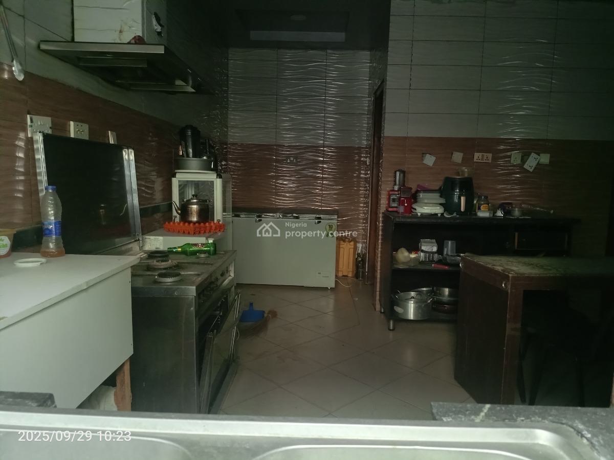 1 Bedroom Luxurious Furnished Shared Apartment, Alaguntan, Off Mobil Road, Ilaje, Ajah, Lagos, Self Contain (single Rooms) for Rent