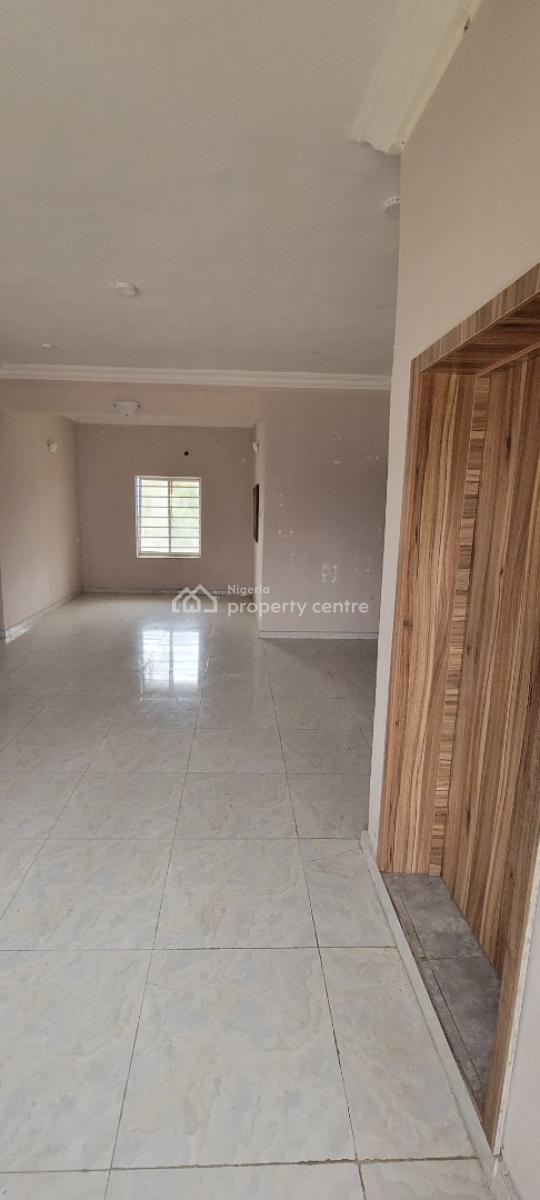Standard 3 Bedroom Flat, Arosco Off Okun-ajah Roundabout, Okun-ajah, Ajah, Lagos, Flat / Apartment for Rent
