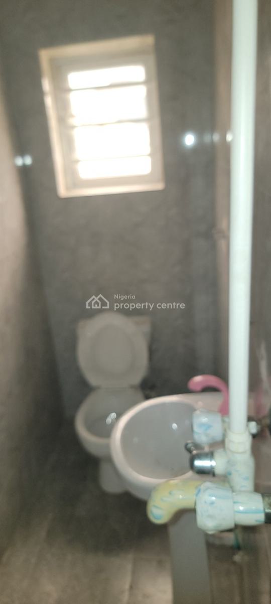 Standard 3 Bedroom Flat, Arosco Off Okun-ajah Roundabout, Okun-ajah, Ajah, Lagos, Flat / Apartment for Rent