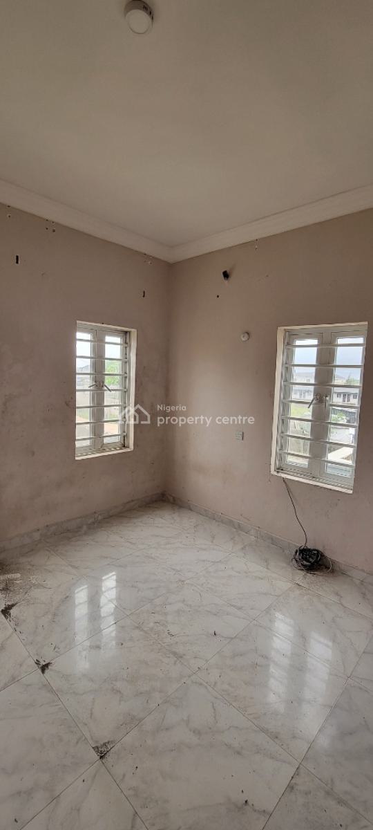 Standard 3 Bedroom Flat, Arosco Off Okun-ajah Roundabout, Okun-ajah, Ajah, Lagos, Flat / Apartment for Rent