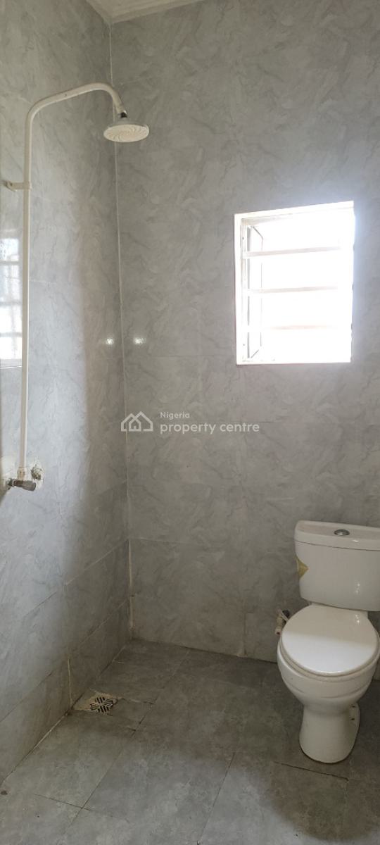 Standard 3 Bedroom Flat, Arosco Off Okun-ajah Roundabout, Okun-ajah, Ajah, Lagos, Flat / Apartment for Rent
