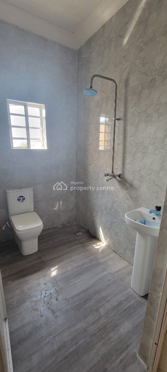 Standard 3 Bedroom Flat, Arosco Off Okun-ajah Roundabout, Okun-ajah, Ajah, Lagos, Flat / Apartment for Rent