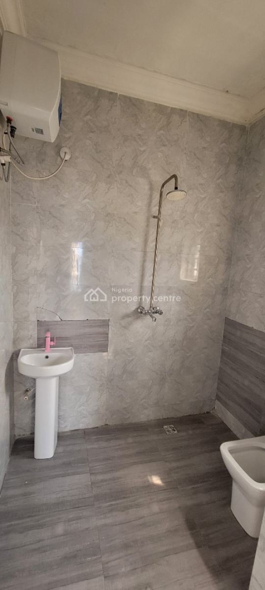 Standard 3 Bedroom Flat, Arosco Off Okun-ajah Roundabout, Okun-ajah, Ajah, Lagos, Flat / Apartment for Rent