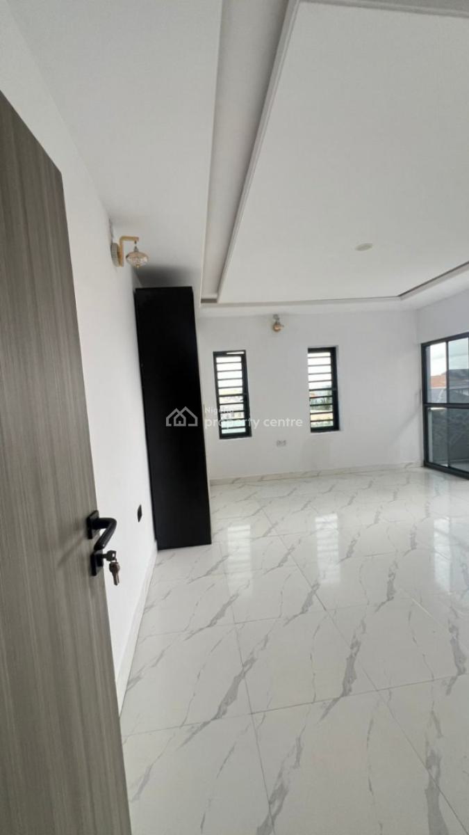 Affordable & Spacious 3 Bedroom Terraced Duplex with Bq, Yaba, Lagos, Terraced Duplex for Sale