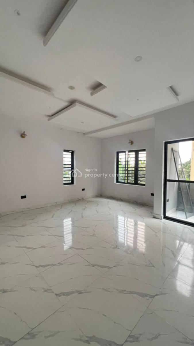 Affordable & Spacious 3 Bedroom Terraced Duplex with Bq, Yaba, Lagos, Terraced Duplex for Sale