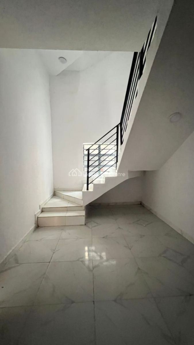 Affordable & Spacious 3 Bedroom Terraced Duplex with Bq, Yaba, Lagos, Terraced Duplex for Sale