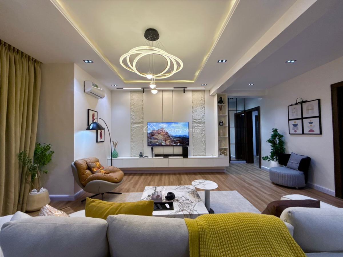 Cozy 2 Bedroom &serviced Apartment, Lekki Phase 1, Lekki, Lagos, Flat / Apartment Short Let