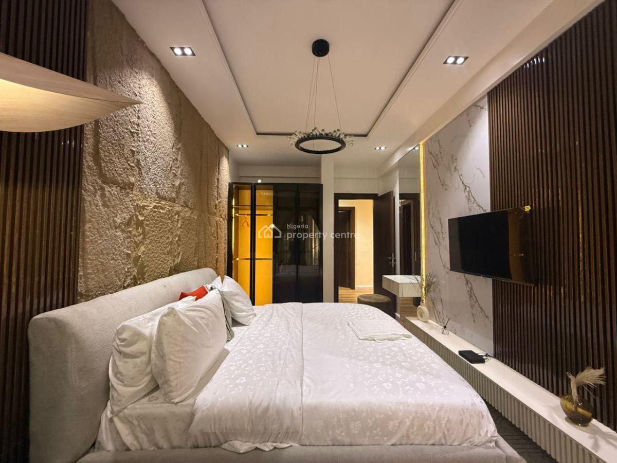 Cozy 2 Bedroom &serviced Apartment, Lekki Phase 1, Lekki, Lagos, Flat / Apartment Short Let