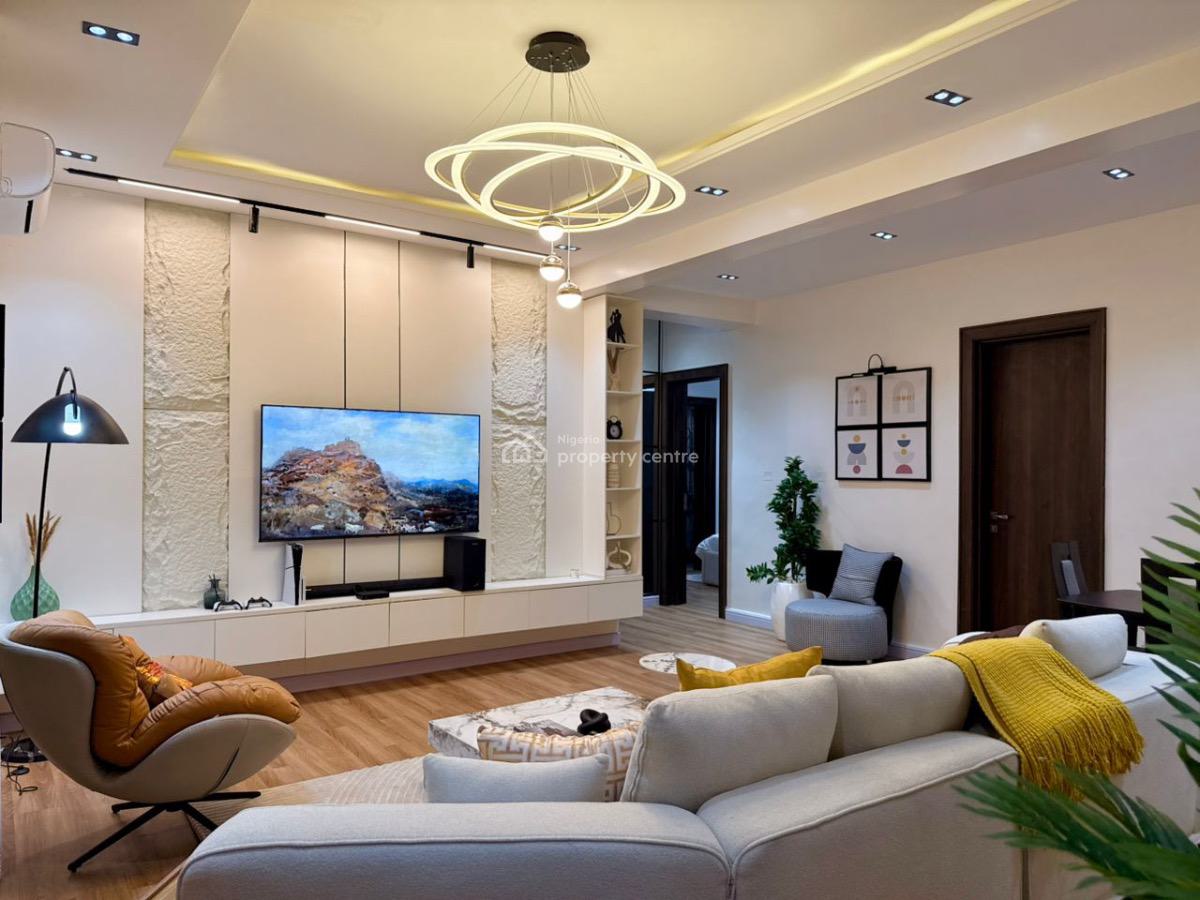 Cozy 2 Bedroom &serviced Apartment, Lekki Phase 1, Lekki, Lagos, Flat / Apartment Short Let