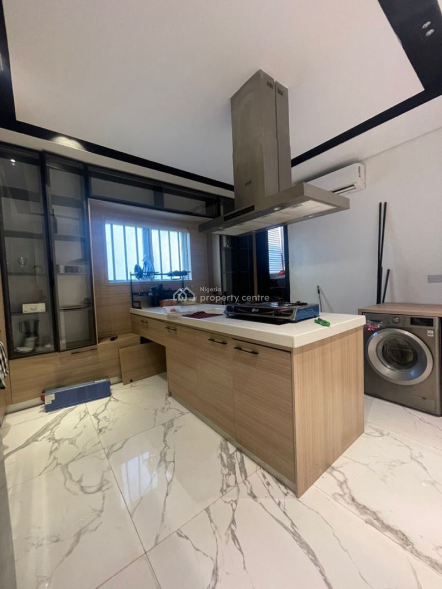 Fully Furnished 2 Bedroom Flat, Ikate, Lekki, Lagos, Flat / Apartment for Sale