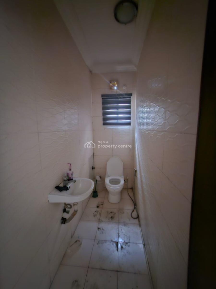 Well Maintained 4 Units of 3 Bedroom Apartment, Oniru Estate, Victoria Island (vi), Lagos, Flat / Apartment for Rent