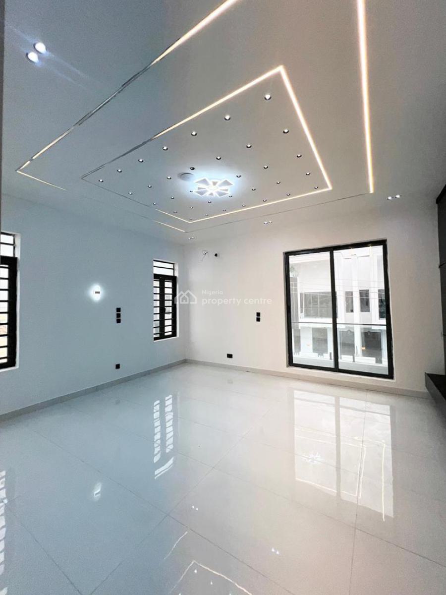 4 Bedrooms Semi-detached Duplex with Bq, Ajah, Lagos, Semi-detached Duplex for Sale