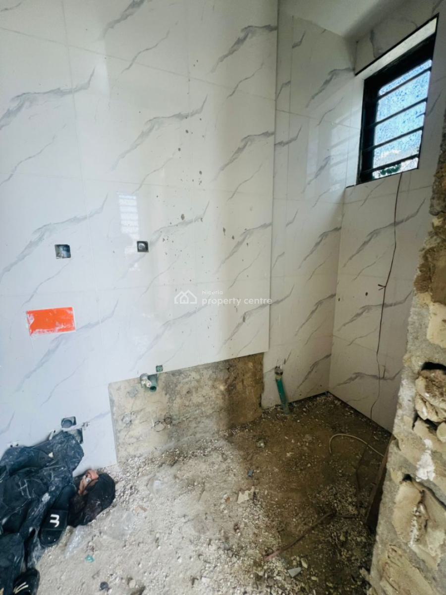 Luxurious 3 Bedroom Apartment with Elevator, Lekki Phase 1, Lekki, Lagos, Flat / Apartment for Sale