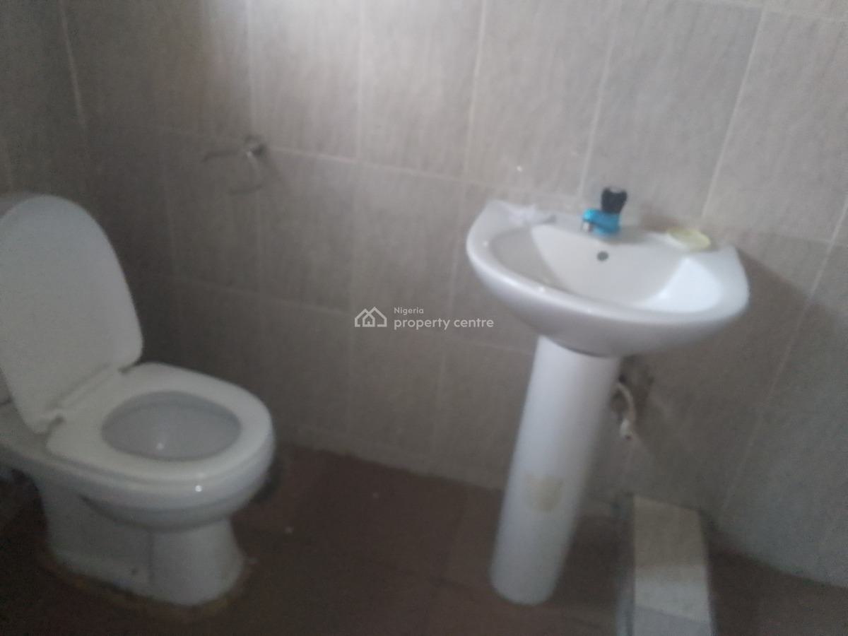 Luxury 2 Bedroom Flat with Excellent Features, Ogombo, Ajah, Lagos, Flat / Apartment for Rent