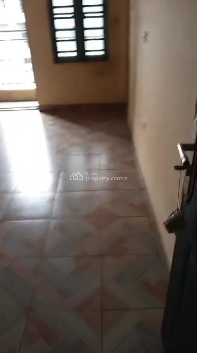 Very Decent and Spacious 2-bedroom Flat Roy, Adekunle, Yaba, Lagos, Flat / Apartment for Rent