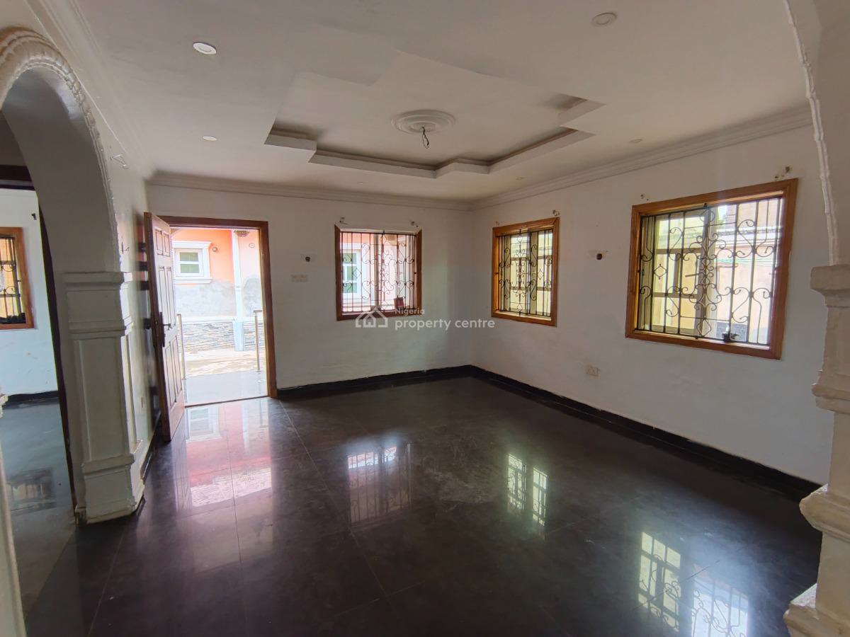 2 Bedroom Flat, Agunfoye, Igbogbo, Ikorodu, Lagos, Flat / Apartment for Rent