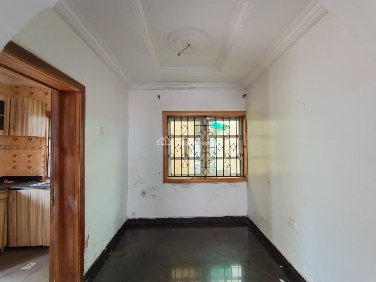 2 Bedroom Flat, Agunfoye, Igbogbo, Ikorodu, Lagos, Flat / Apartment for Rent