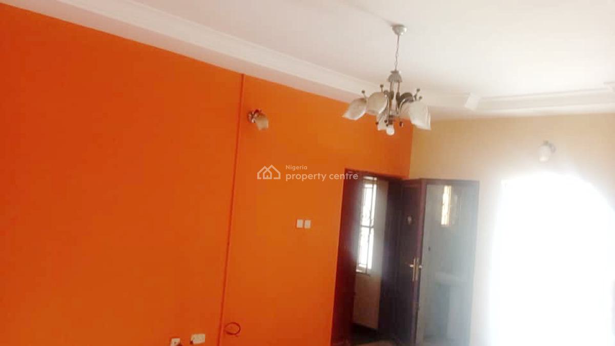 a Well Maintained Spacious, Opic Estate, Isheri North, Lagos, Flat / Apartment for Rent