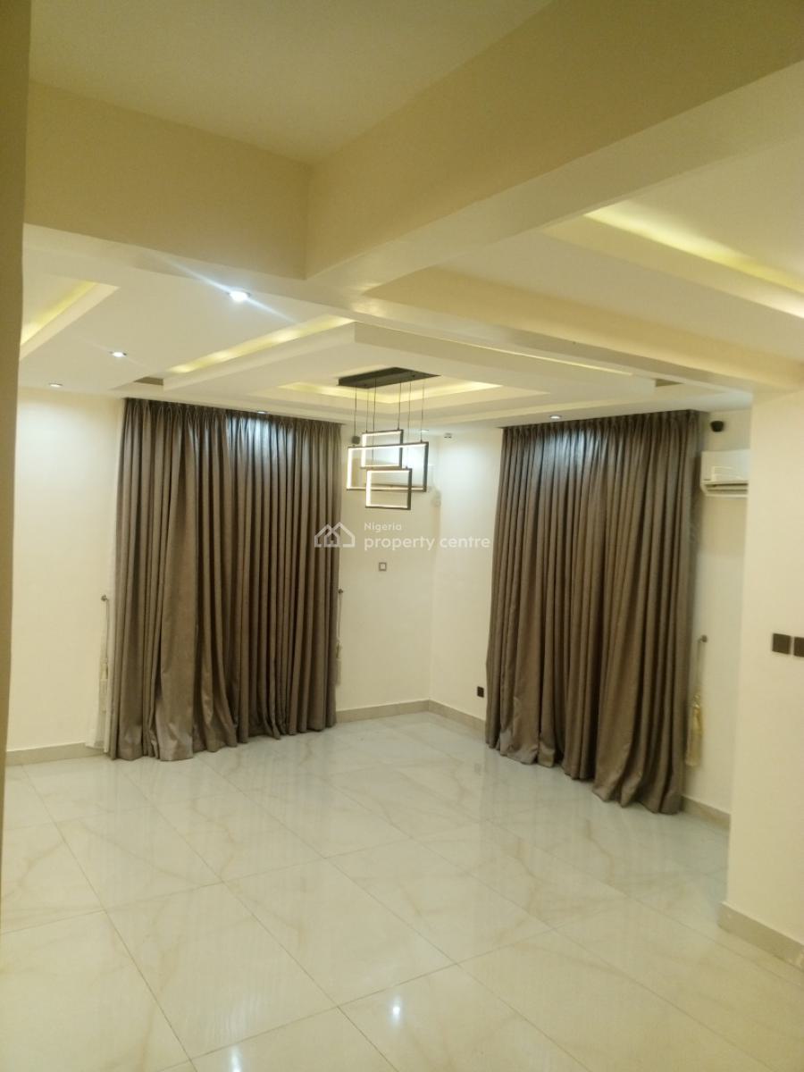 Luxury 4 Bedroom Fully Detached House with Bq in a Service Estate, Northern Foreshore Off Chevron Drive, Lekki Phase 2, Lekki, Lagos, Detached Duplex for Sale