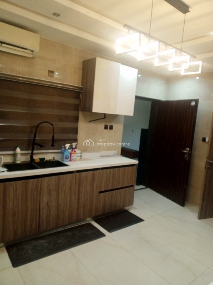 Luxury 4 Bedroom Fully Detached House with Bq in a Service Estate, Northern Foreshore Off Chevron Drive, Lekki Phase 2, Lekki, Lagos, Detached Duplex for Sale