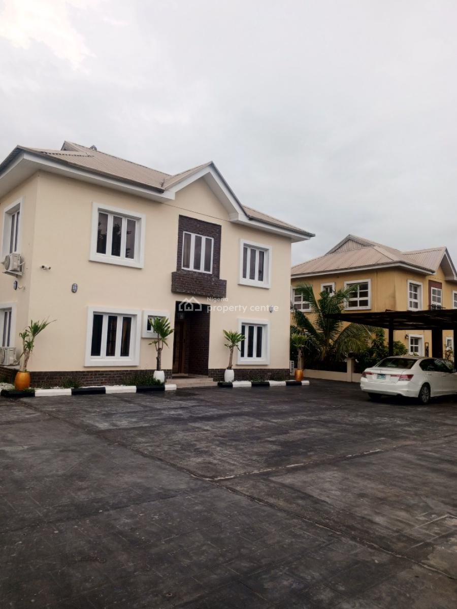 Luxury 4 Bedroom Fully Detached House with Bq in a Service Estate, Northern Foreshore Off Chevron Drive, Lekki Phase 2, Lekki, Lagos, Detached Duplex for Sale