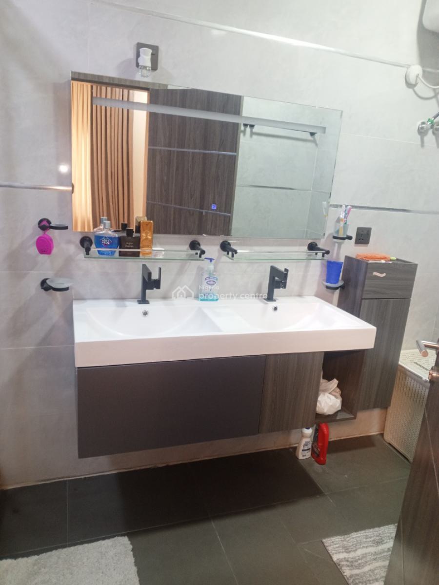 Luxury 4 Bedroom Fully Detached House with Bq in a Service Estate, Northern Foreshore Off Chevron Drive, Lekki Phase 2, Lekki, Lagos, Detached Duplex for Sale