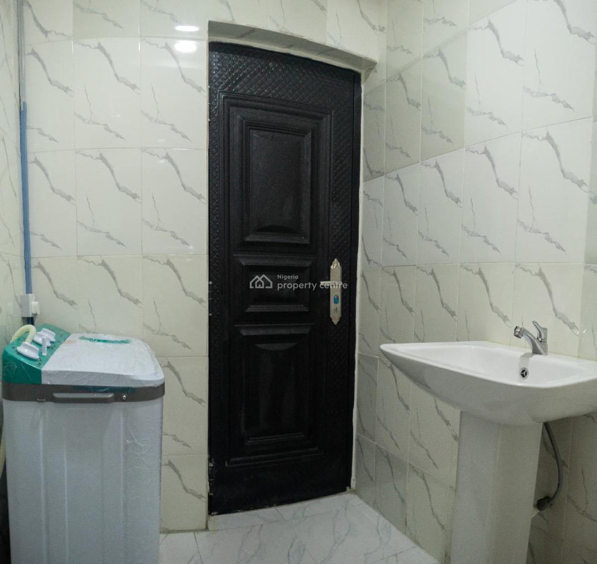 Nicely Furnished 1 Bedroom Apartment, Ipaja, Lagos, Flat / Apartment Short Let