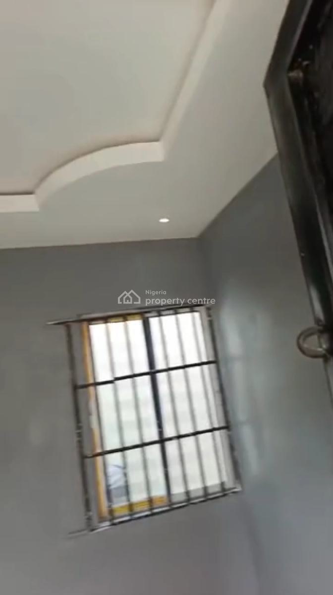 Very Decent and Spacious Room Self Roy, Fadeyi Waec, Yaba, Lagos, Self Contain (single Rooms) for Rent