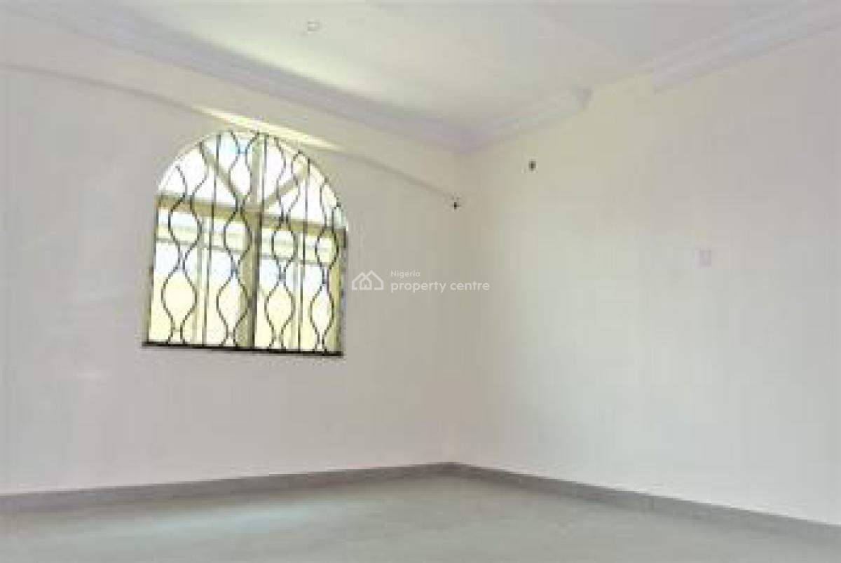 Luxury 2 Bedrooms with Serene Environment, Off Orchid Road, Lafiaji Community, Lekki, Lagos, Flat / Apartment for Rent