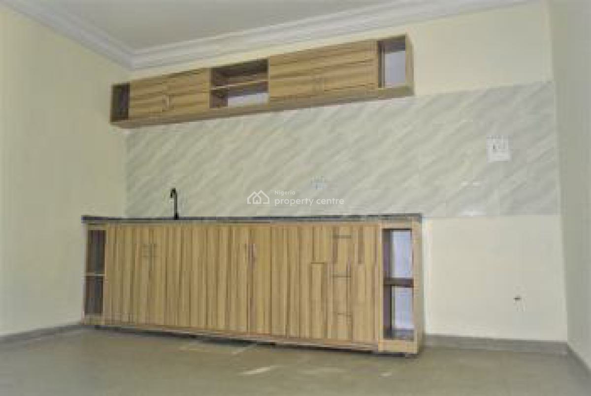Luxury 2 Bedrooms with Serene Environment, Off Orchid Road, Lafiaji Community, Lekki, Lagos, Flat / Apartment for Rent