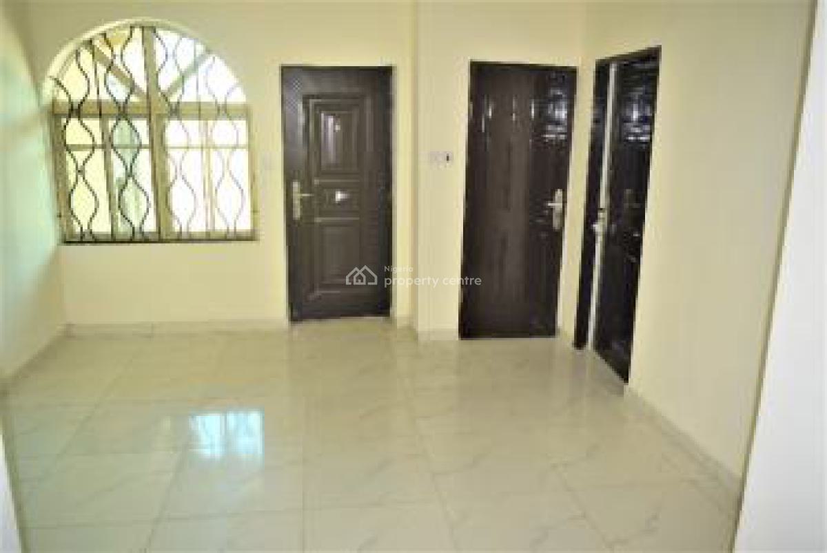 Luxury 2 Bedrooms with Serene Environment, Off Orchid Road, Lafiaji Community, Lekki, Lagos, Flat / Apartment for Rent
