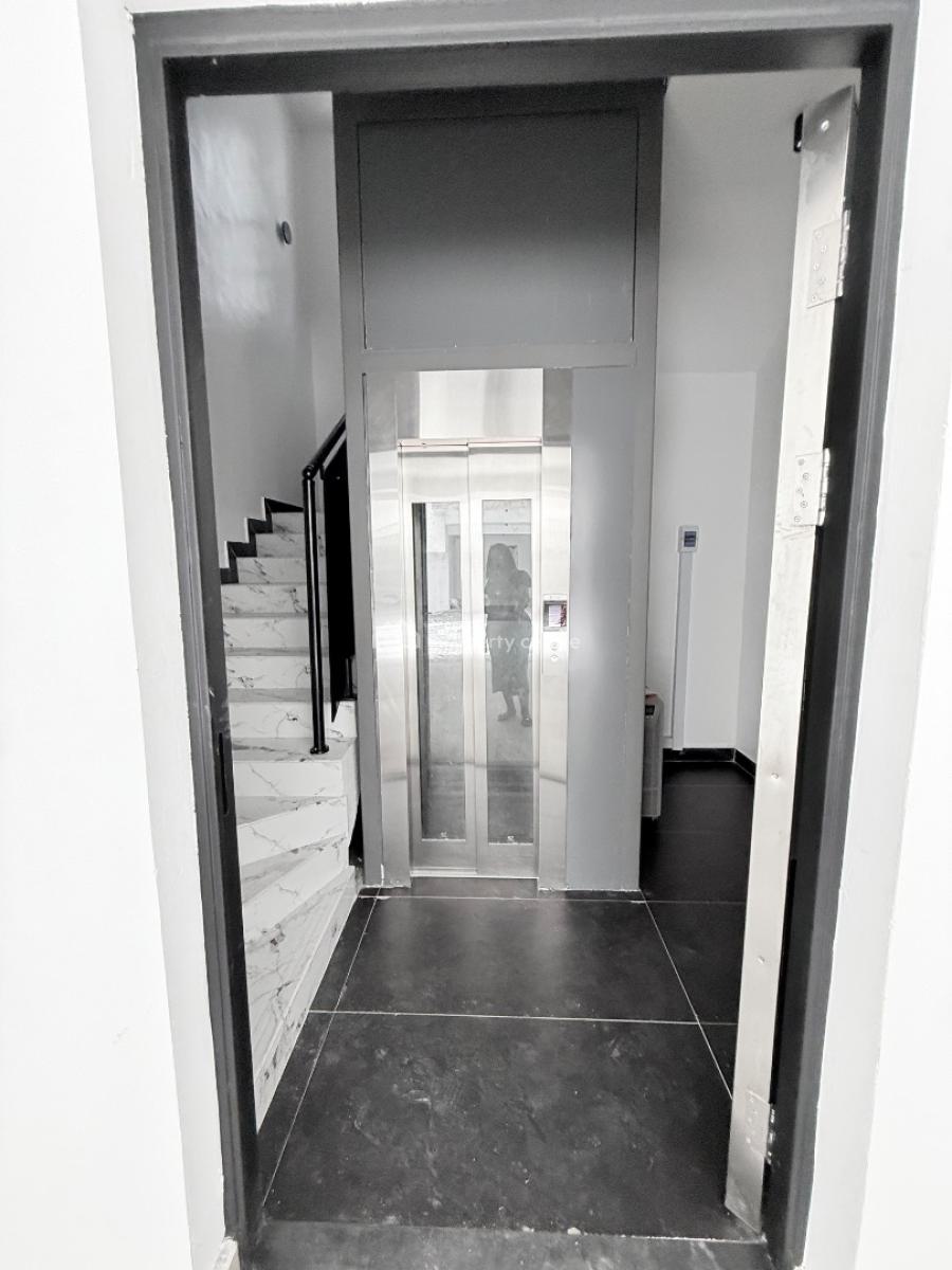 4 Bedroom with Bq, Lekki Right, Lekki Phase 1, Lekki, Lagos, Terraced Duplex for Sale
