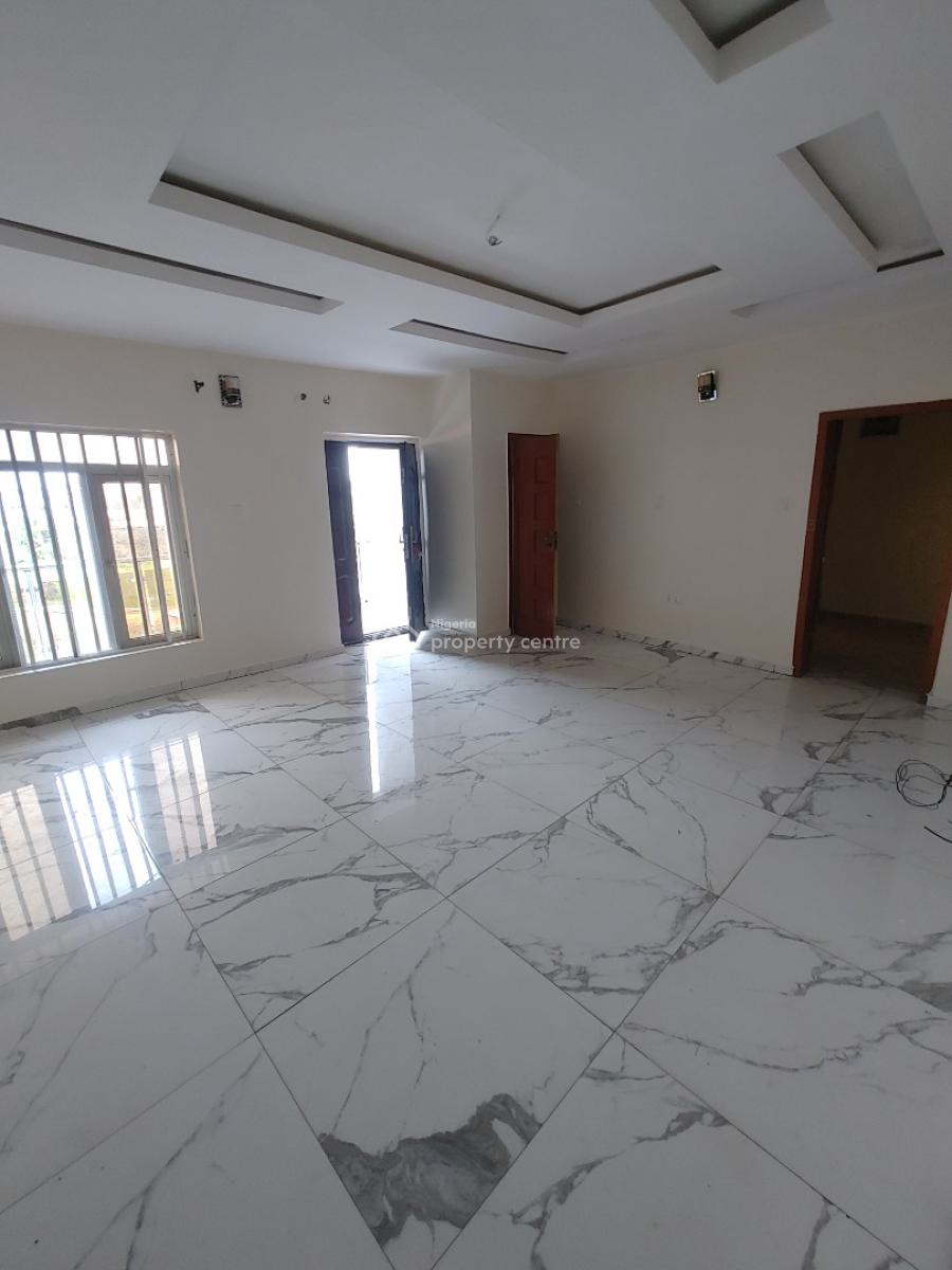 Luxury 3 Bedrooms in an Estate, Sangotedo, Ajah, Lagos, Flat / Apartment for Rent
