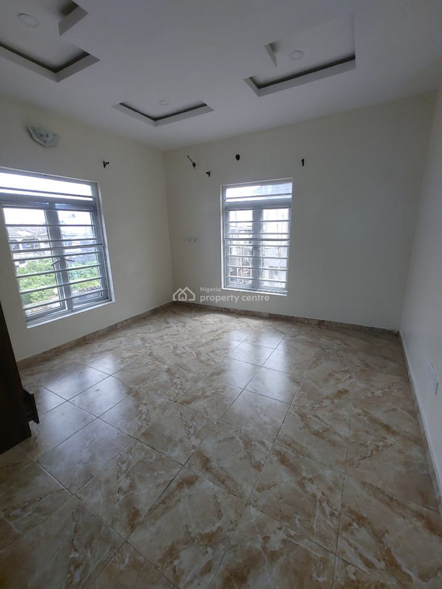 Luxury 3 Bedrooms in an Estate, Sangotedo, Ajah, Lagos, Flat / Apartment for Rent