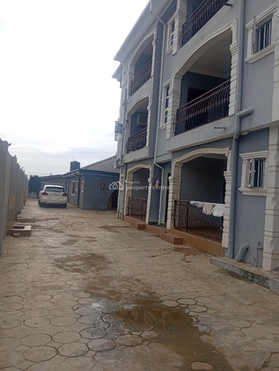 Executive Spacious Mini Flat, Ife Oloruntola, Martins, Alagbole, Ojodu Berger, Ojodu, Lagos, Mini Flat (room and Parlour) for Rent