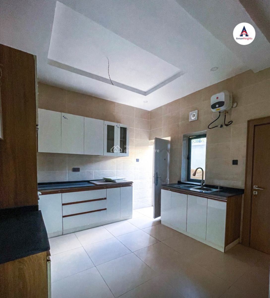5-bedroom Terrace Duplex, Mabushi, Abuja, Terraced Duplex for Sale