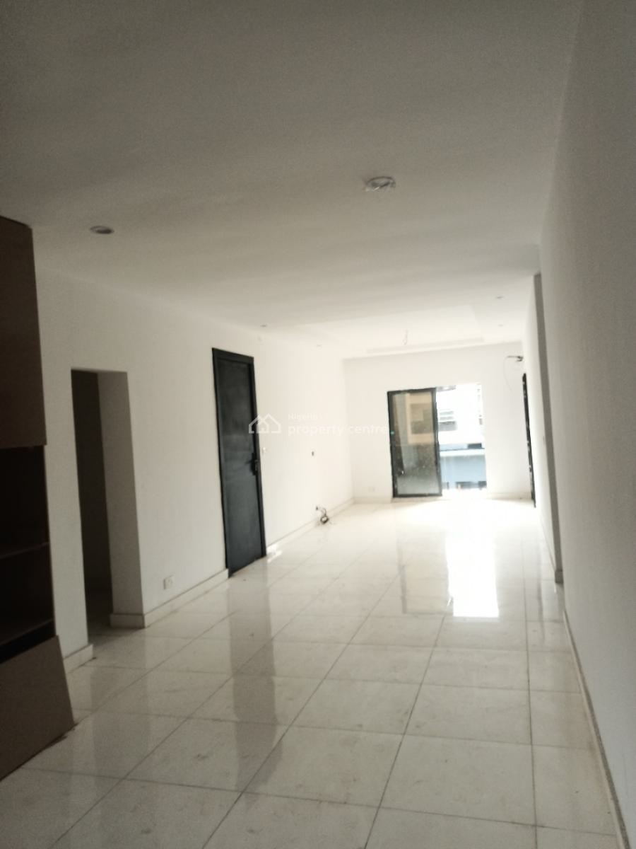 Newly Built 2 Bedroom Apartment with Spacious Rooms, Ologolo, Lekki, Lagos, Block of Flats for Sale