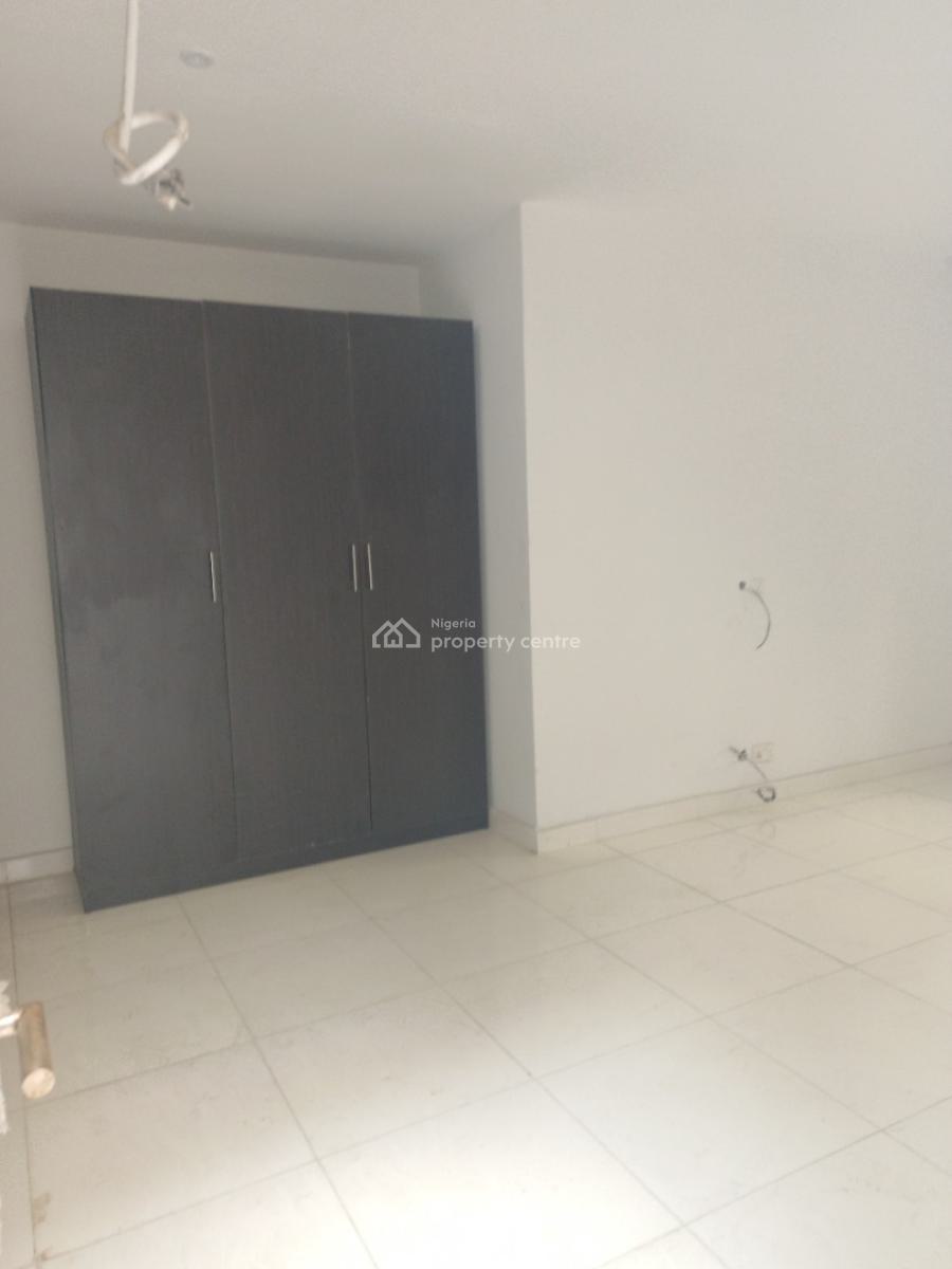 Newly Built 2 Bedroom Apartment with Spacious Rooms, Ologolo, Lekki, Lagos, Block of Flats for Sale