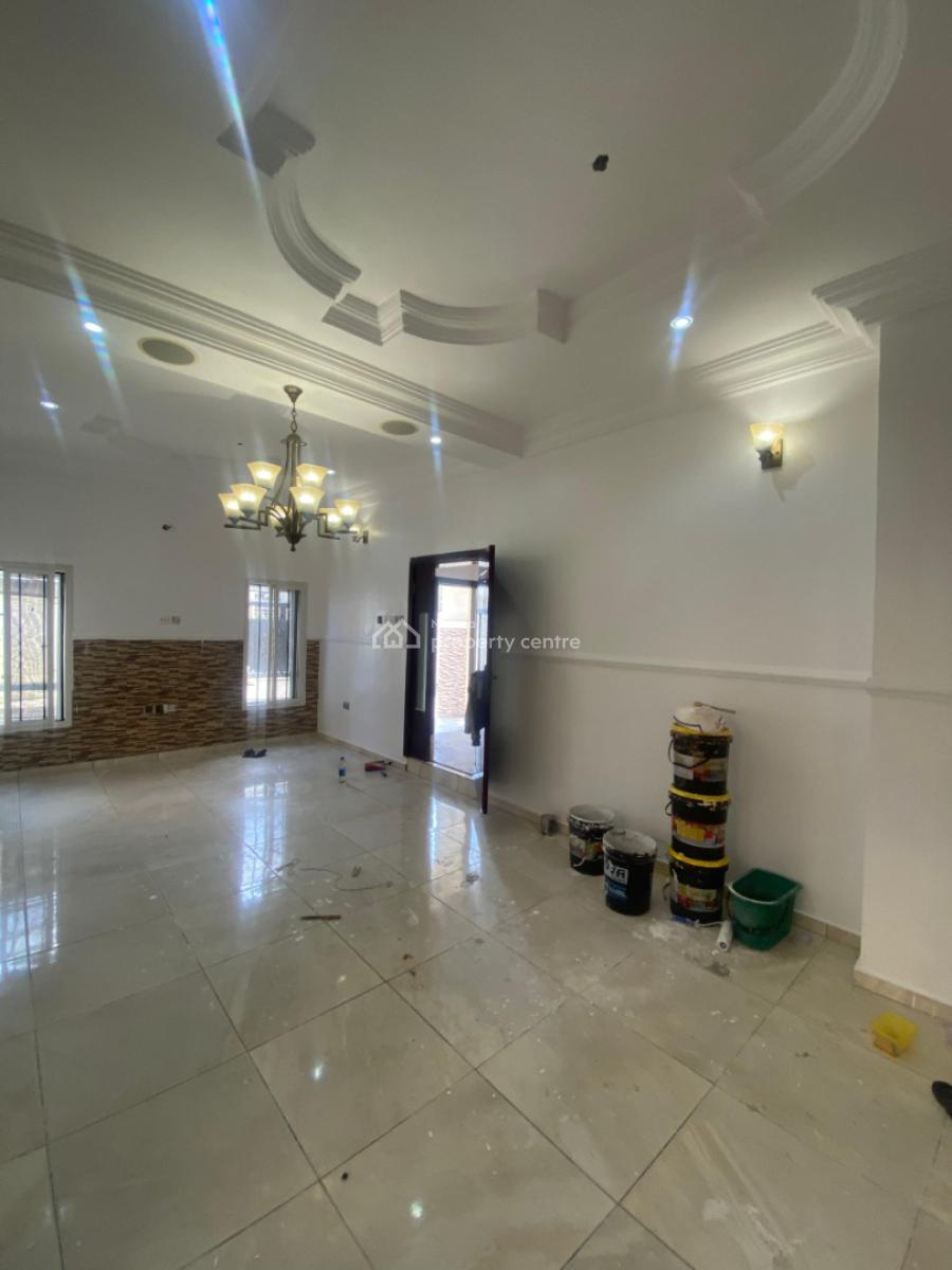 Spacious Standard 5 Bedroom Detached House, Lekki Phase 1, Lekki, Lagos, Detached Duplex for Rent
