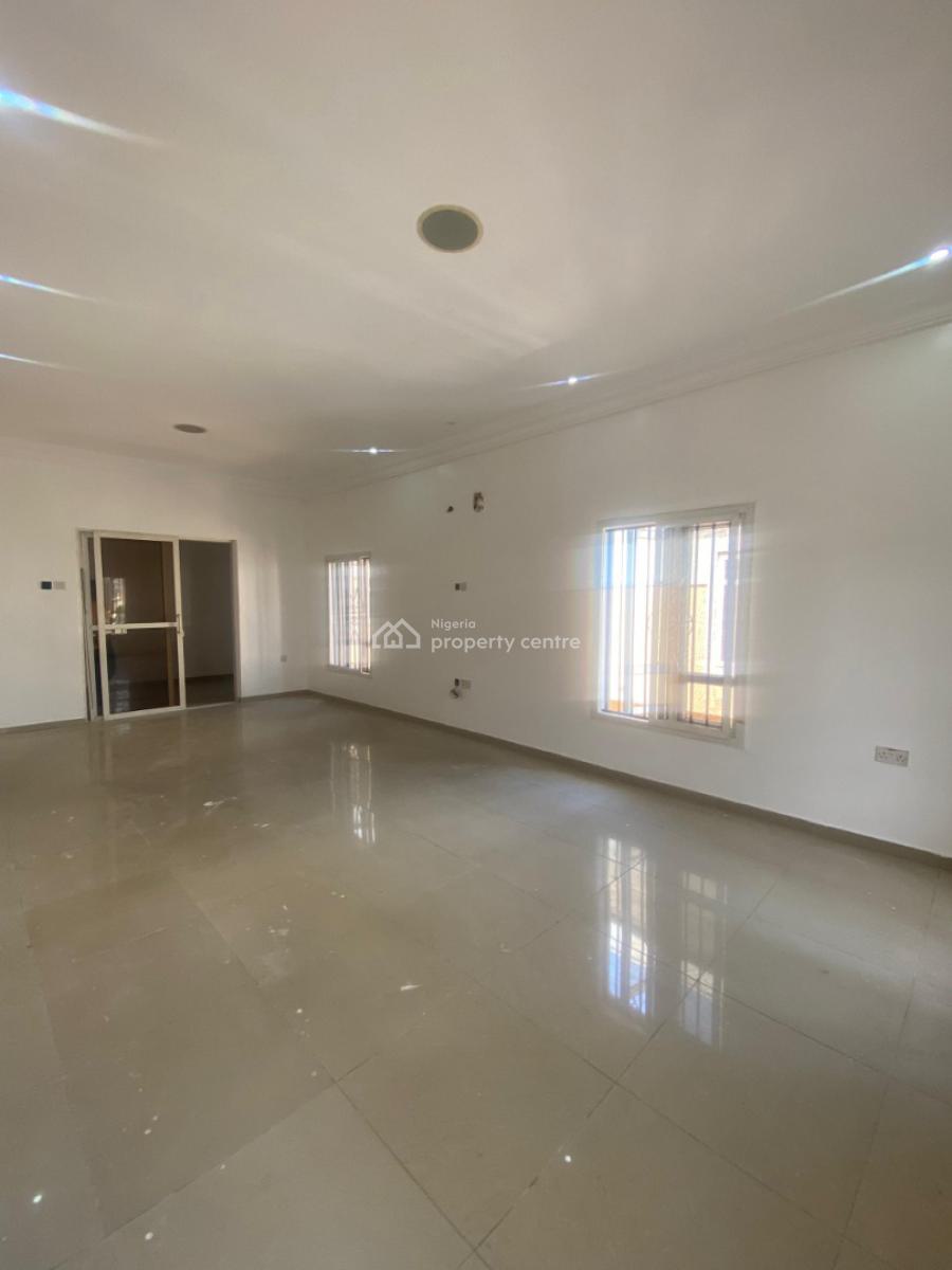 Spacious Standard 5 Bedroom Detached House, Lekki Phase 1, Lekki, Lagos, Detached Duplex for Rent