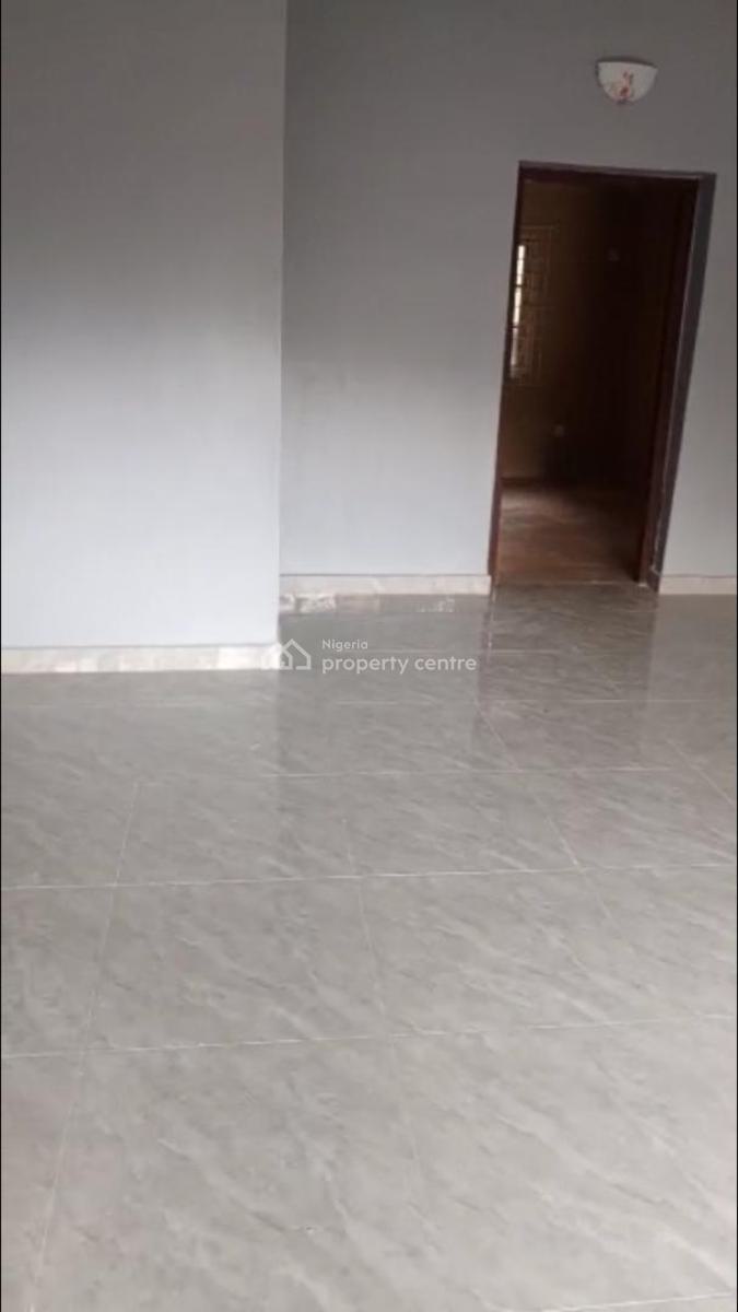 Western World 3 Bedrooms Flat, Morroco, By Folagoro, Jibowu, Yaba, Lagos, Flat / Apartment for Rent