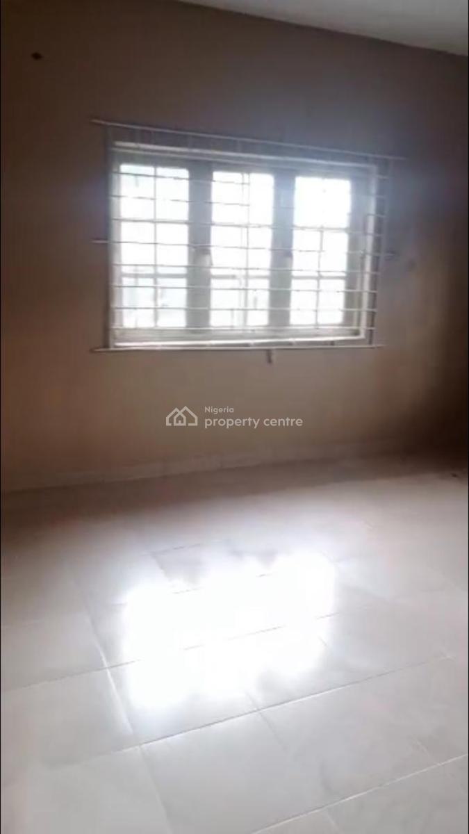 Western World 3 Bedrooms Flat, Morroco, By Folagoro, Jibowu, Yaba, Lagos, Flat / Apartment for Rent