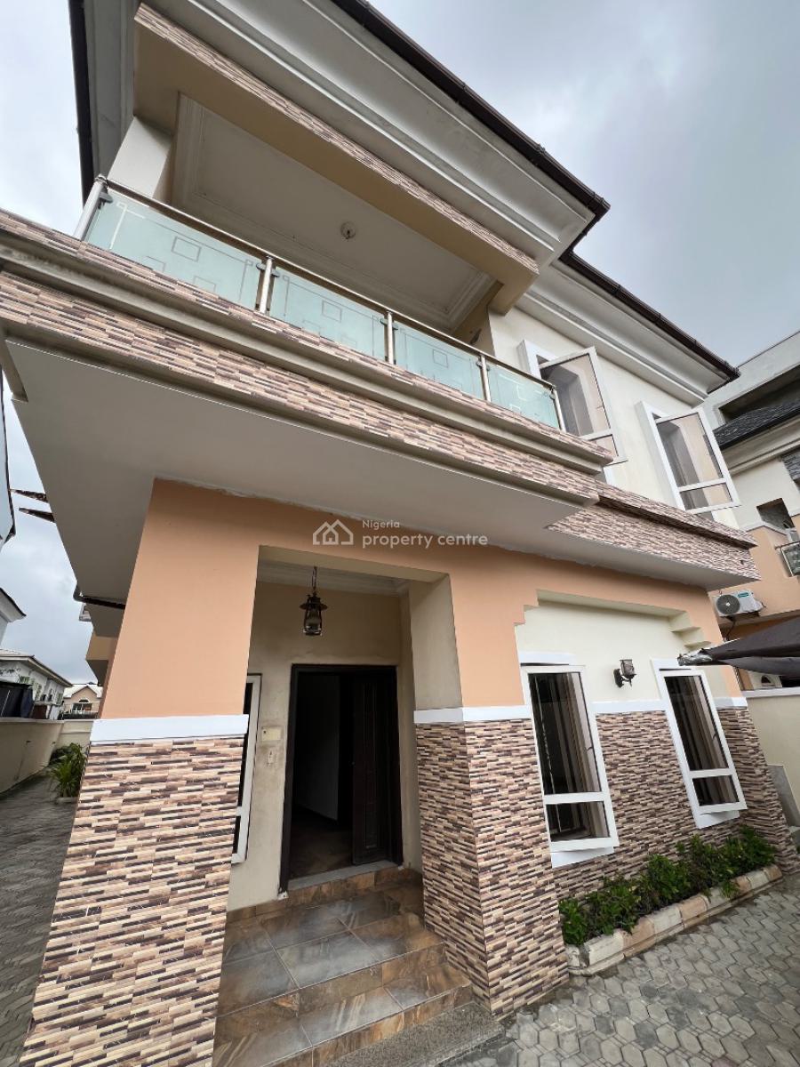 Massive 7-bedroom Fully Detached Duplex with 2-bedroom Bq., Lekki Phase 1, Lekki, Lagos, House for Rent