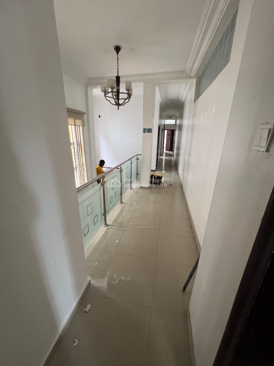 Massive 7-bedroom Fully Detached Duplex with 2-bedroom Bq., Lekki Phase 1, Lekki, Lagos, House for Rent