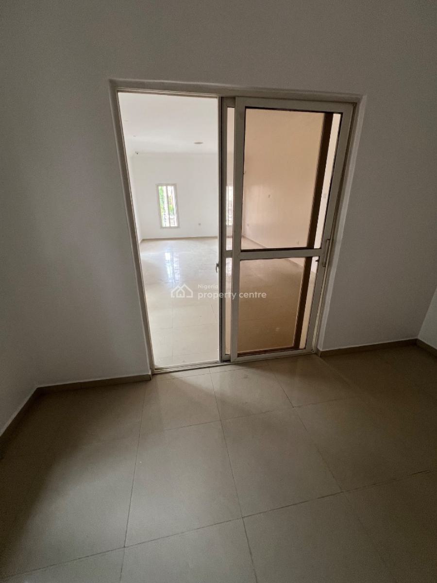 Massive 7-bedroom Fully Detached Duplex with 2-bedroom Bq., Lekki Phase 1, Lekki, Lagos, House for Rent