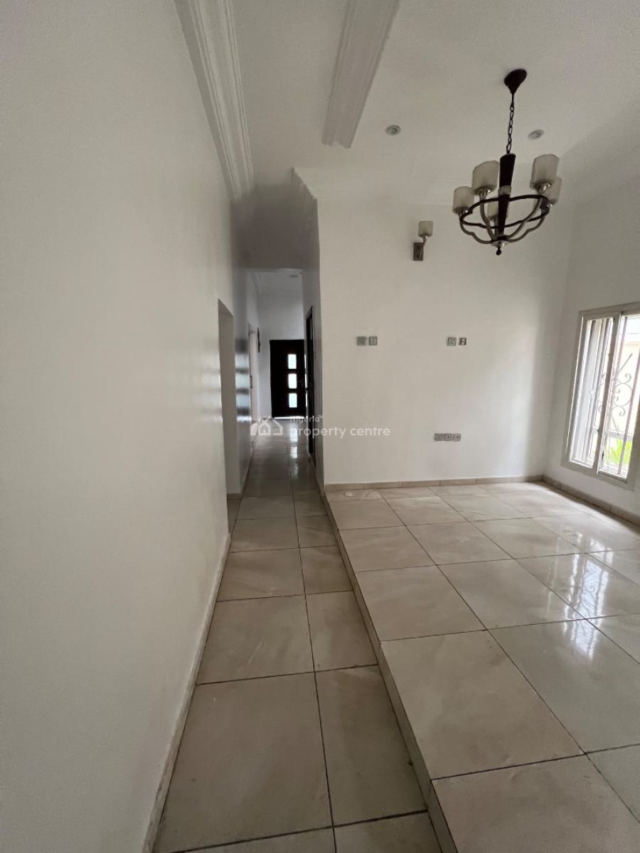 Massive 7-bedroom Fully Detached Duplex with 2-bedroom Bq., Lekki Phase 1, Lekki, Lagos, House for Rent