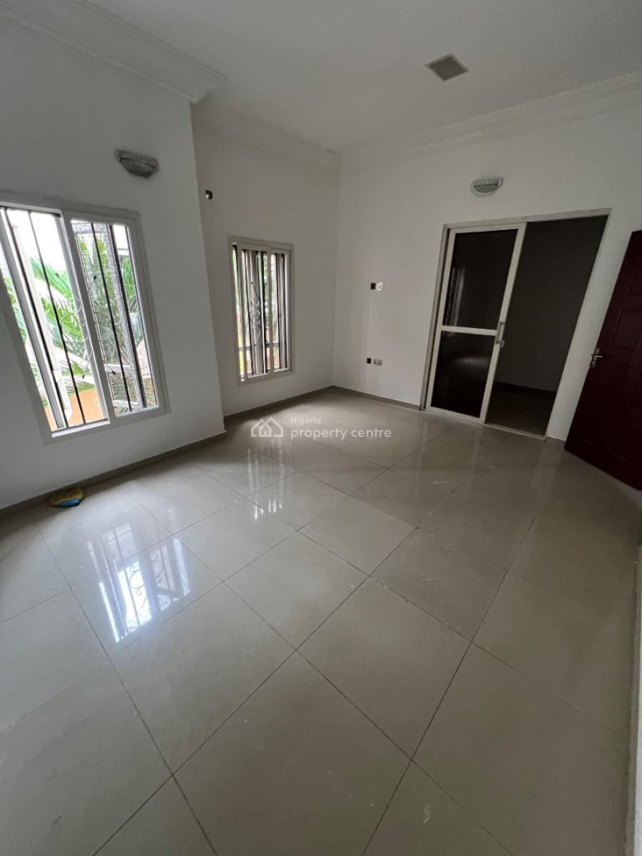 Massive 7-bedroom Fully Detached Duplex with 2-bedroom Bq., Lekki Phase 1, Lekki, Lagos, House for Rent